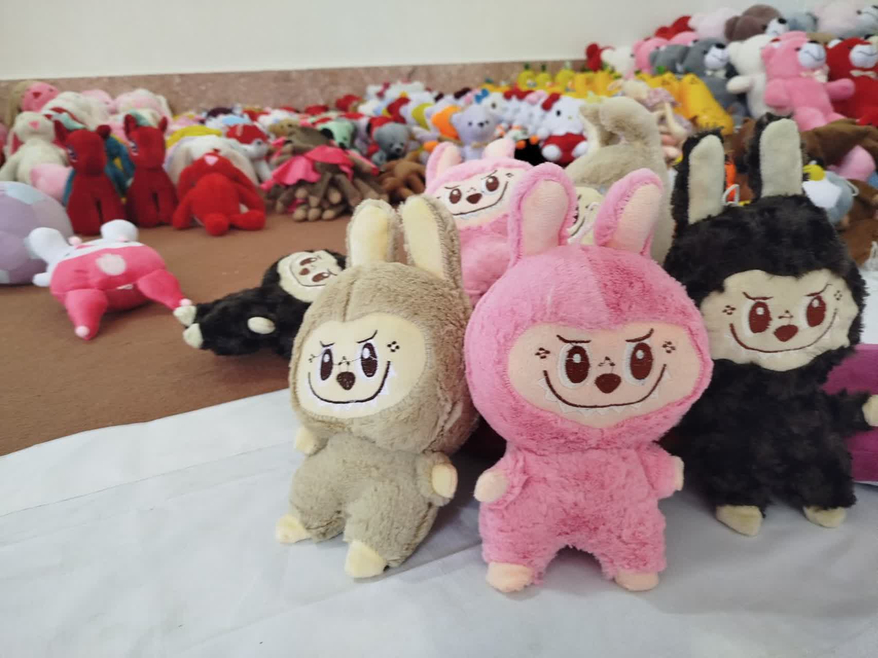 عروسک لبوبو